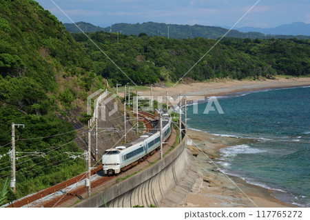 [JR West] 289 Series "Kuroshio" and the Pacific Ocean (Kinokuni Line: Nanbu to Iwashiro) 117765272