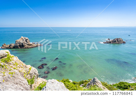 Stone Gate at Sunrise, Stone Gate off the coast, Enshu Nada 117766841