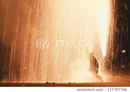 手持煙火，絢麗燈光 117767766