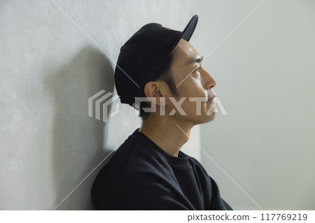 戴帽子的男人 117769219