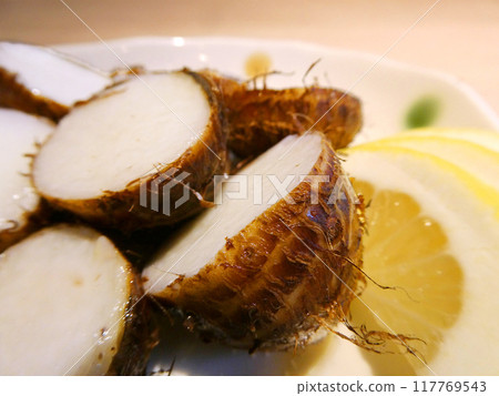 Sticky deliciousness, picture of taro kinukatsugi Sticky deliciousness, picture of taro kinukatsugi 117769543