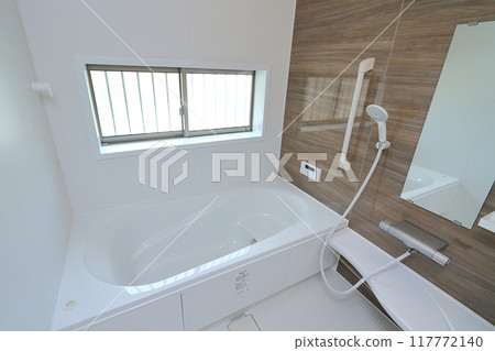 Beautiful unit bath 117772140