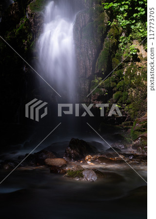 Gorogoro Falls, Gifu Prefecture 117773705