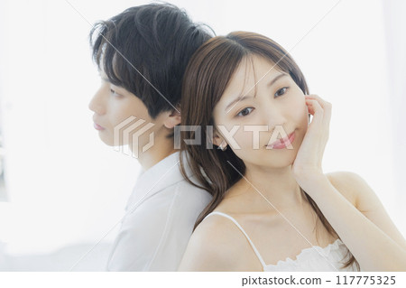 情侶牛仔布連結協調 117775325