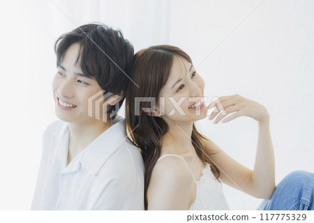 情侶牛仔布連結協調 117775329