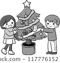 兒童裝飾聖誕樹的插圖（單色） 117776152
