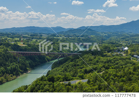 The Kiso River and Shiroyama Bridge as seen from Naegi Castle in Nakatsugawa City, Gifu Prefecture, Japan 117777478