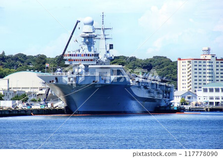 The Italian Navy's light aircraft carrier "Cavour" also functions as an amphibious ship. The Italian Navy's light aircraft carrier "Cavour" also functions as an amphibious ship. 117778090