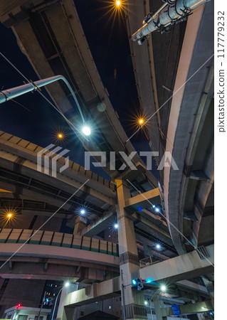 Hakozaki Junction on the Metropolitan Expressway in Chuo Ward, Tokyo, Japan 117779232