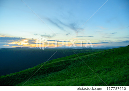 Kumamoto Aso Daikanbou dusk twilight Kumamoto Aso Daikanbou dusk twilight 117787630