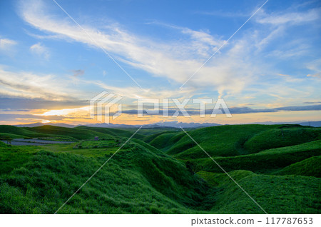 熊本阿蘇大觀峰黃昏黃昏時間 117787653