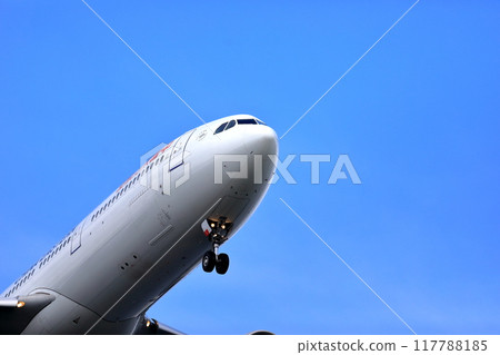 Passenger plane taking off and landing image Passenger plane taking off and landing image 117788185