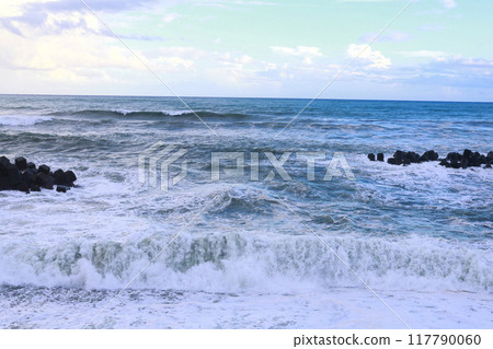 Typhoon wave Typhoon wave 117790060