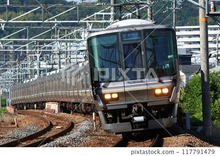 [JR West] 223 Series 2000 Special Rapid Service (JR Kyoto Line: Shimamoto - Yamazaki) 117791479