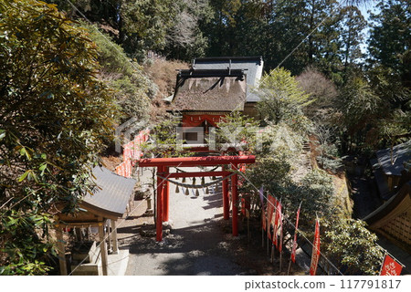 Three pillar shrine Three pillar shrine 117791817