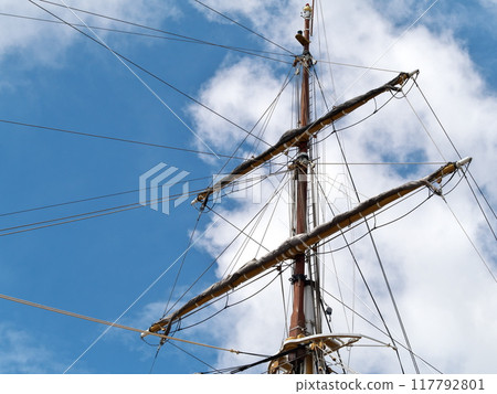 Mast of a sail boat 117792801