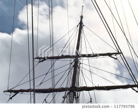 Mast of a sail boat 117793786