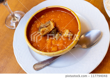 Just cooked patatas revolconas served on table 117794048