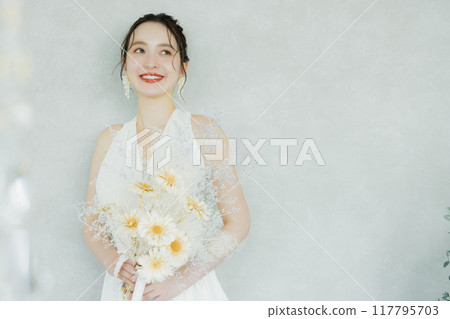 Young woman, beauty image Young woman, beauty image 117795703