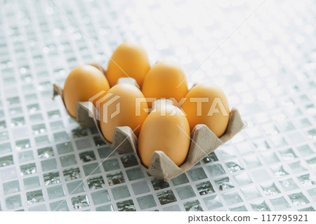 Raw egg pack 117795921