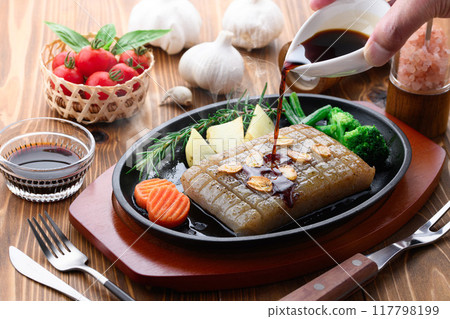 非常健康的魔芋牛排 117798199