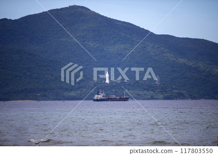 This is a beautiful view of My Khe Beach, a famous tourist attraction in Danang, Vietnam. 117803550