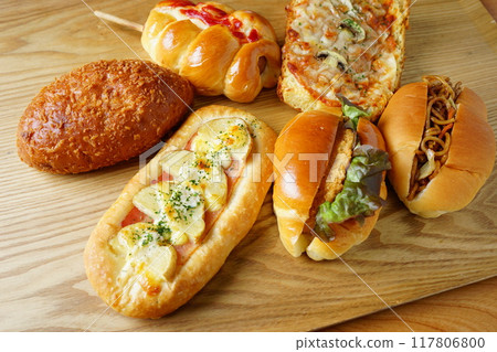 Delicious side dish bread Delicious side dish bread 117806800