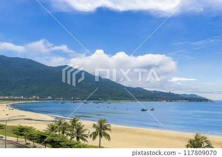 美溪海灘和山茶山景觀，越南峴港 / 越南峴港 117809070