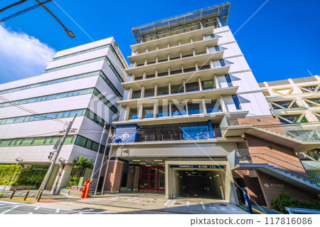 日本橫濱城市景觀，八月。橫濱市消防局星川站前相鐵景觀=2020年8月24日 117816086