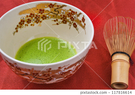Japanese tea ceremony: tea bowl and tea whisk 117816614