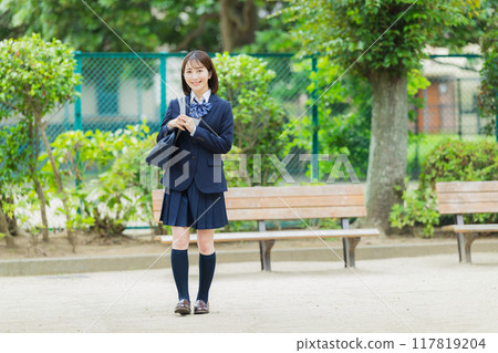 High school girl in the park 117819204