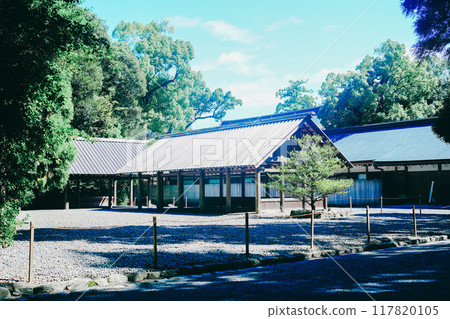 伊勢神宮的外殿 117820105