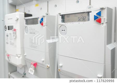 Electric energy meter measuring power usage 117820998