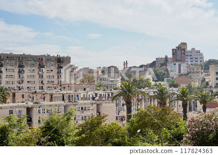 Multi-family housing of Algiers 117824363