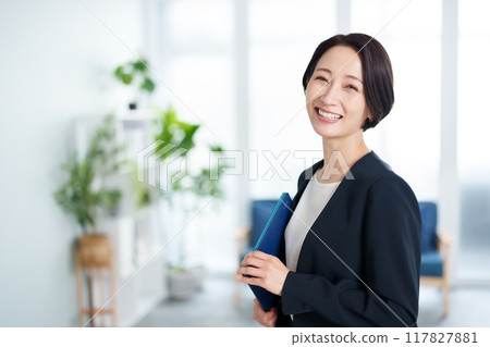 職業女性商業女性肖像 職業女性商業女性肖像 117827881