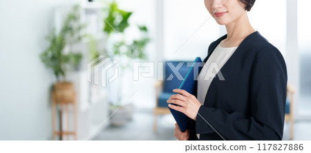 職業女性商業女性肖像 117827886