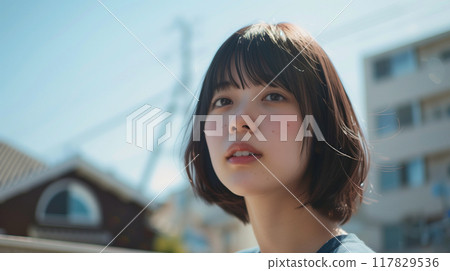 鮑伯頭髮的年輕日本女性 鮑伯頭髮的年輕日本女性 117829536