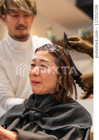 dyeing white hair, female, females 117832506