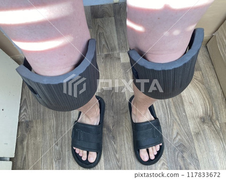 Knee pads to protect your knees and legs while hiking Knee pads to protect your knees and legs while hiking 117833672