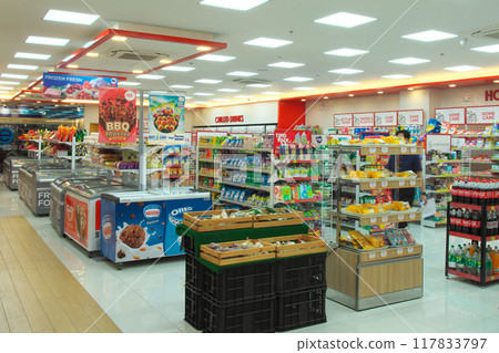 The Philippines on the Move - Manila Convenience Store Cityscape (May 2024) 117833797