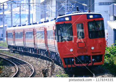 JR Kyushu Kiha 185 series diesel railcar 117834335