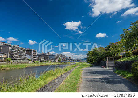 Kyoto Kamogawa River summer scenery Kyoto Kamogawa River summer scenery 117834829