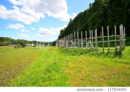 Shinshiro City: The Shitarahara Battlefield (Shitarahara Historic Battlefield) on a clear day 117834941