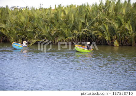 This is the beautiful scenery of Hoi An, a famous tourist attraction in Vietnam. This is the beautiful scenery of Hoi An, a famous tourist attraction in Vietnam. 117838710
