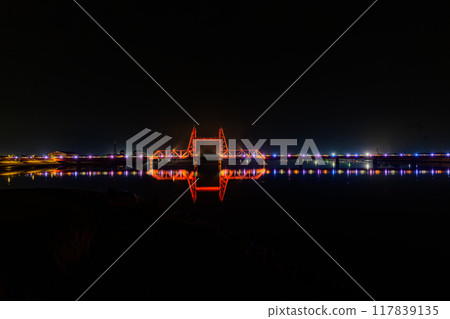 Illuminated lift bridge scenery: Chikugo River Lift Bridge, Morotomi, Saga City "The border between Saga and Fukuoka prefectures" Illuminated lift bridge scenery: Chikugo River Lift Bridge, Morotomi, Saga City "The border between Saga and Fukuoka prefectures" 117839135
