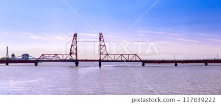 A lift bridge bathed in the morning sun - Chikugo River Lift Bridge, Morotomi, Saga City "The border between Saga and Fukuoka prefectures" 117839222