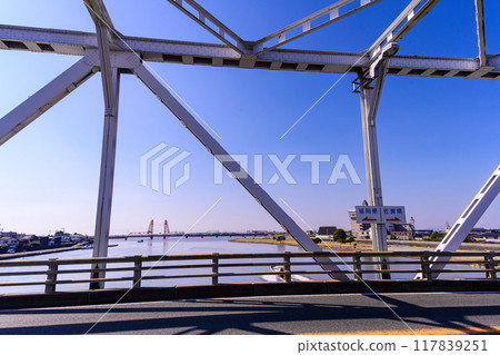 Scenery around the lift bridge: Chikugo River Lift Bridge, Morotomi, Saga City "The border between Saga and Fukuoka prefectures" 117839251