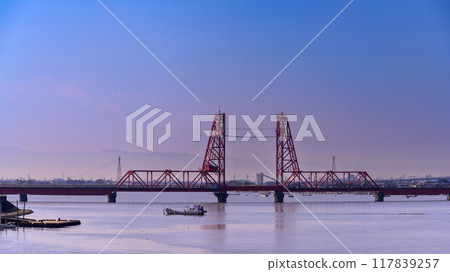 A lift bridge bathed in the morning sun - Chikugo River Lift Bridge, Morotomi, Saga City "The border between Saga and Fukuoka prefectures" A lift bridge bathed in the morning sun - Chikugo River Lift Bridge, Morotomi, Saga City "The border between Saga and Fukuoka prefectures" 117839257