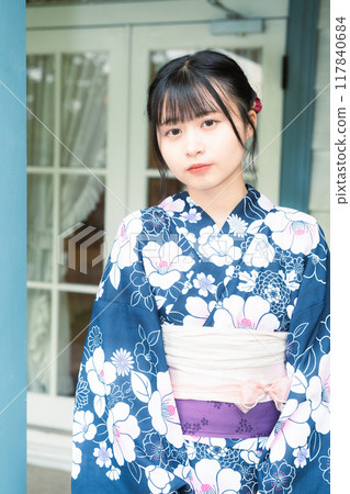 倉敷常春藤浴衣的美麗女孩 倉敷常春藤浴衣的美麗女孩 117840684