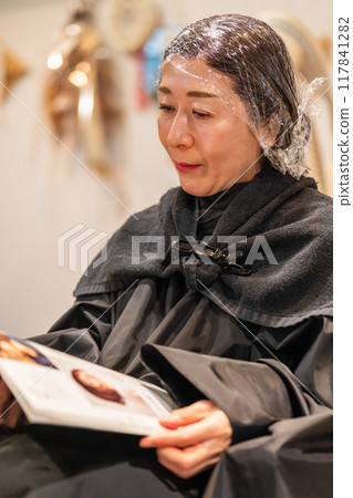 年長 女生 女孩 117841282